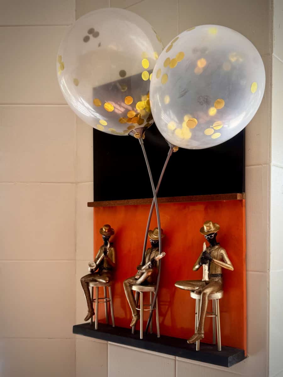 Otra Mas Bar Block 79